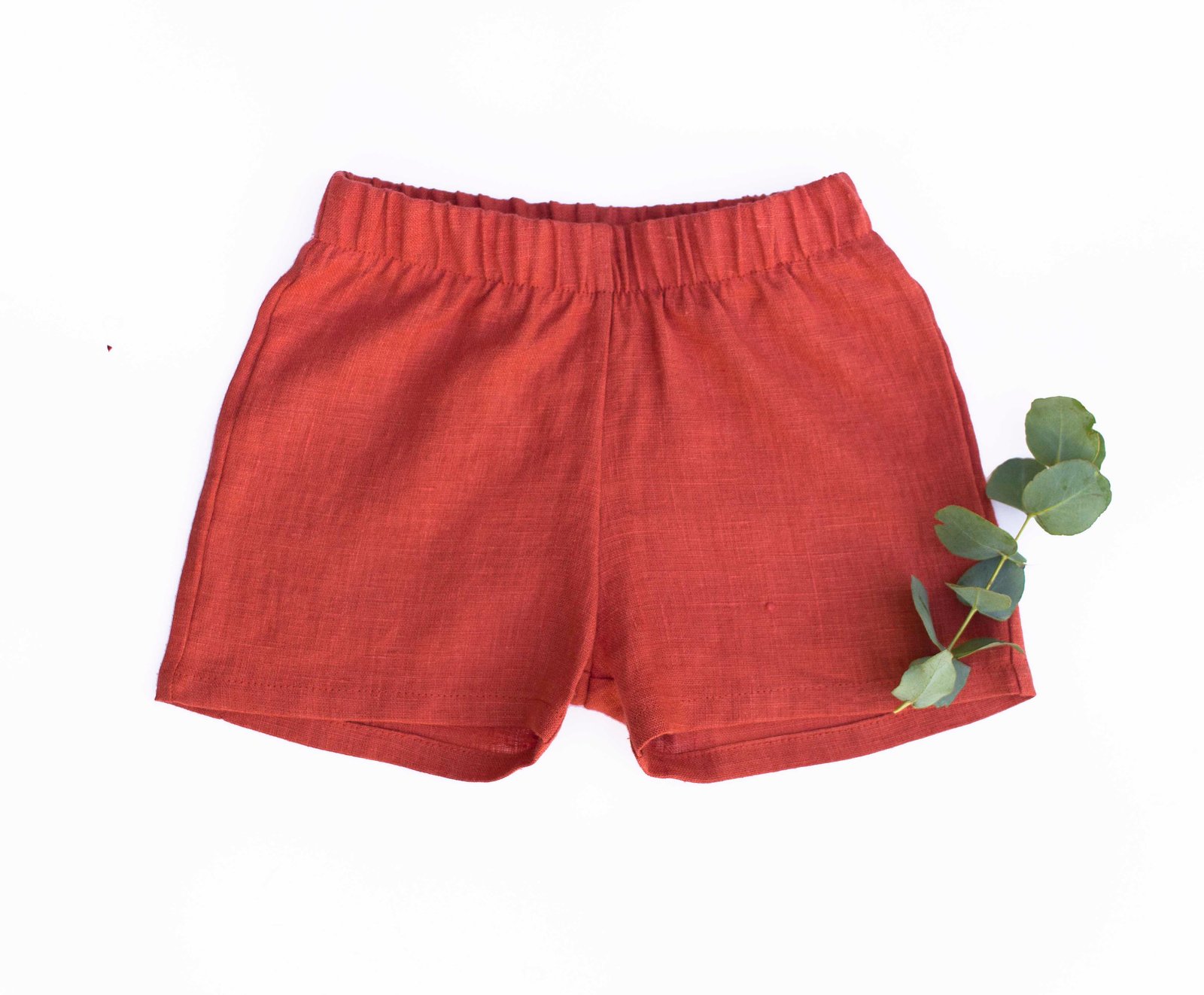 Image of Everyday linen short green and  burnt red 