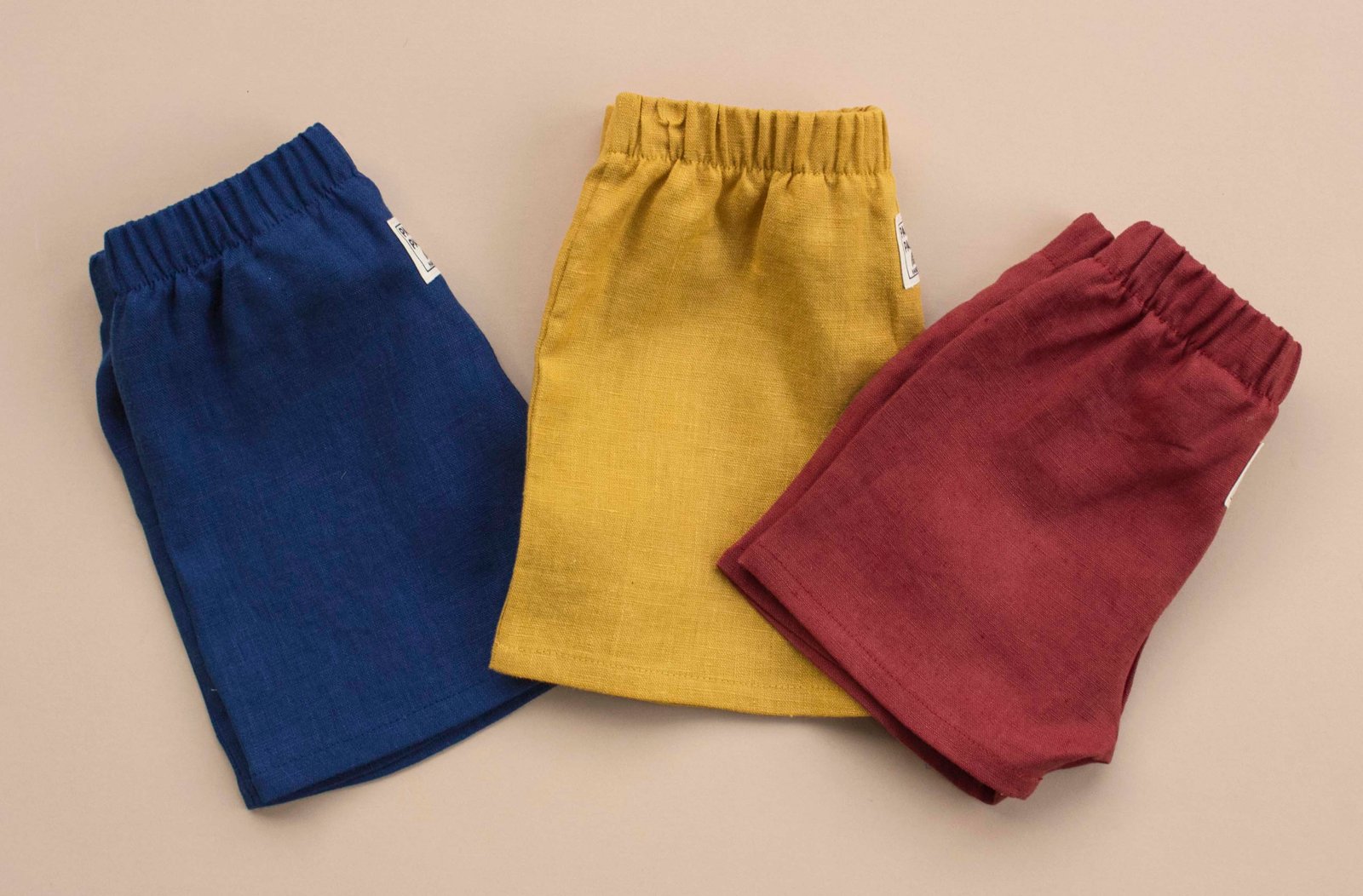 Image of Everyday linen shorts honey and brick